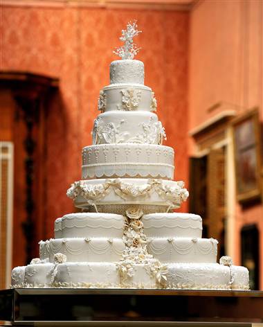 william kate wedding cake. William and Kate#39;s Wedding