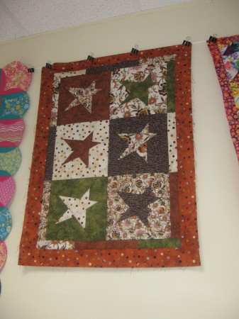 Catherine's STAR QUILT - she 's teaching the class