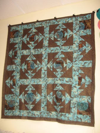 Catherine's EXPLODING PINEAPPLE QUILT