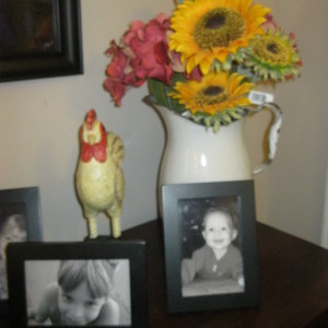 Entry table sunflowers and hydrangeas