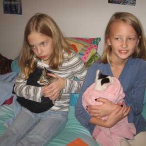 Leanna with Hannah Fay and Sarah with Tonto (boy kitty)