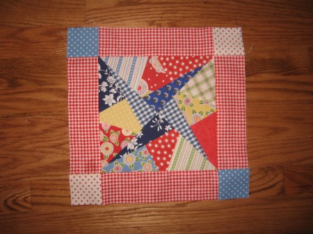 Paper Pieced Star Blcok