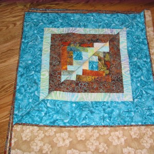 Hawaiian OHANA Log Cabin Quilt is complete