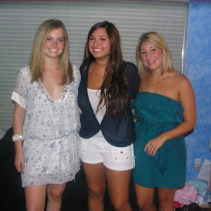 Lacy and her Kappa Kappa Gamma Roommates